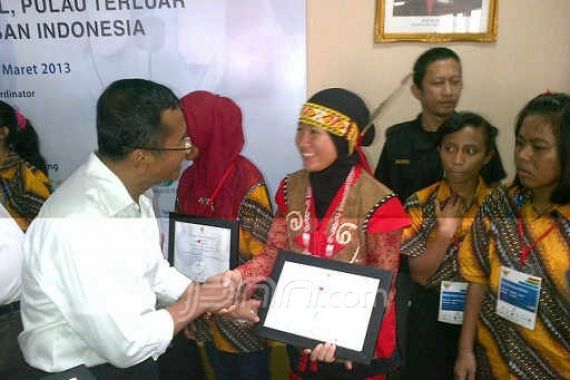 Dahlan Terima Curhat Soal Beasiswa Hingga Listrik - JPNN.COM