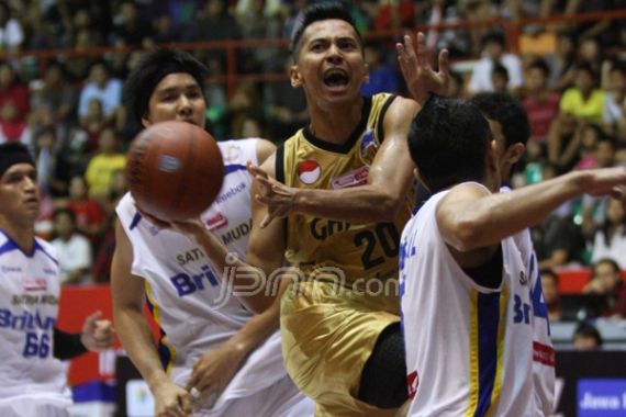 Bekuk SM, jadi Sejarah Garuda Kukar Bandung - JPNN.COM