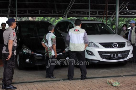 PKS: Gandeng Brimob, KPK Aneh - JPNN.COM