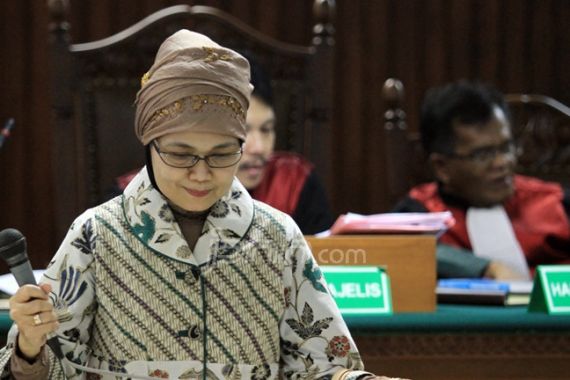 Keterangan Sekjen DPR Sudutkan Luthfi Hasan Ishaaq - JPNN.COM