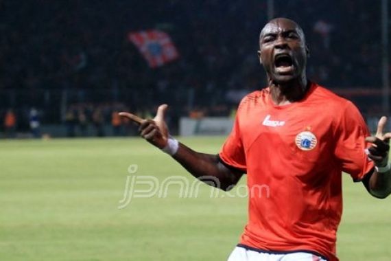 Kenmogne Ditarik, Persipura Diuntungkan - JPNN.COM