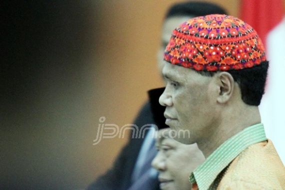 Hercules Ingin Bebas, Sidang Dijaga Pasukan Bersenjata - JPNN.COM