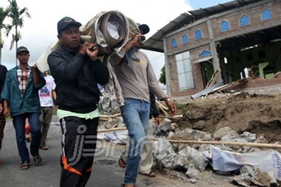 Korban Gempa Aceh Tembus 24 Orang - JPNN.COM
