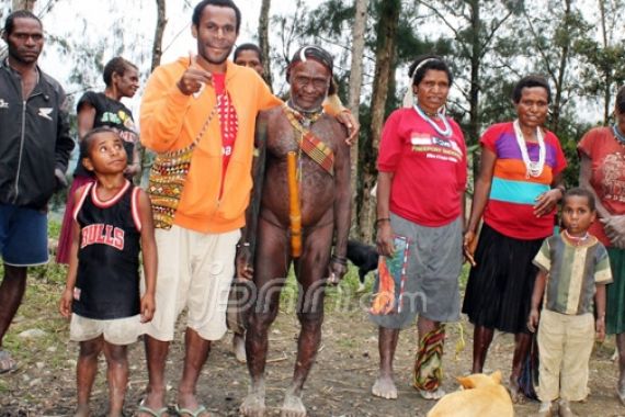 Menikah Pertama Usia 15 Tahun, Anak Capai 100 Orang - JPNN.COM