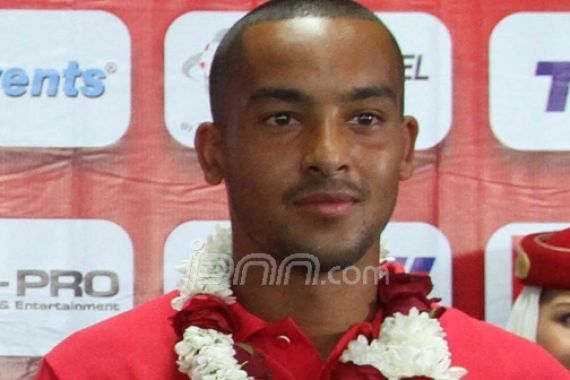 Walcott Bawa Arsenal Unggul di Babak Pertama - JPNN.COM