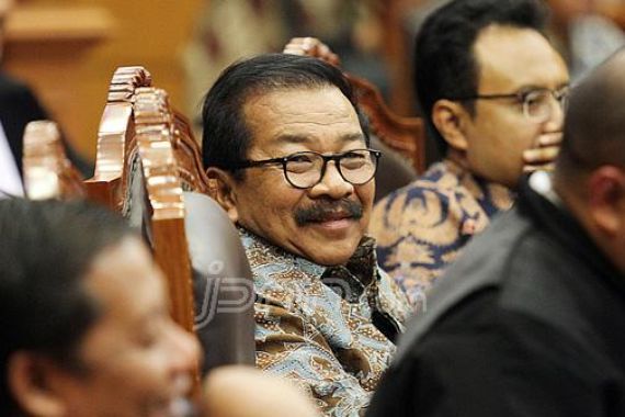 Kubu Pakdhe Karwo Bantah Tudingan Manfaatkan APBD - JPNN.COM