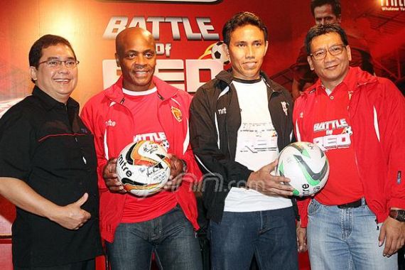 United RED Tanpa Persiapan Lawan Indonesia Legend - JPNN.COM