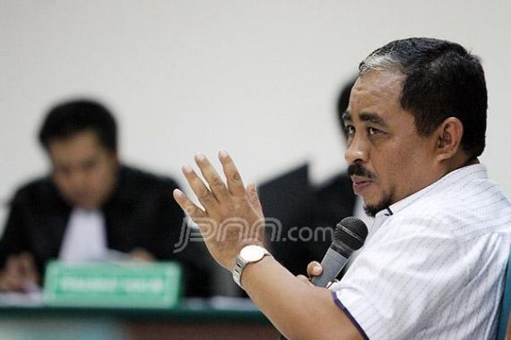 Bela Mentan, Luthfi Rela Disumpah Berkali-kali - JPNN.COM