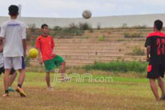 Pulang Kampung, Maldini Tetap Latihan - JPNN.COM