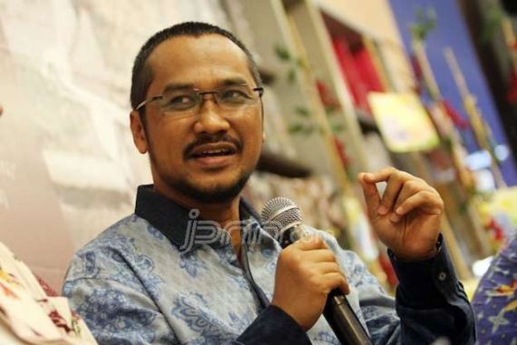 KPK Kumpulkan Bukti Adik Atut Lakukan Pencucian Uang - JPNN.COM