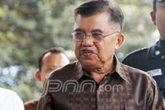 JK Dipanggil Saat Ulang Tahun Bailout Century - JPNN.COM