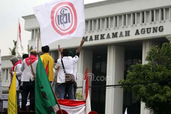 Komisi III: Aksi Mogok Dokter Sangat Berlebihan - JPNN.COM