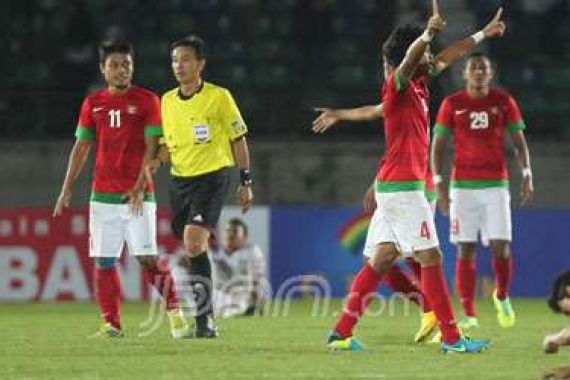 Suporter Myanmar Marah, Garuda Muda Tertahan di Stadion - JPNN.COM