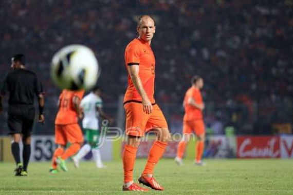 Enam Tahun, Robben 28 Kali Perawatan - JPNN.COM