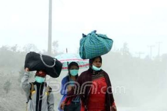 Pengungsi Korban Sinabung Diberi Pekerjaan - JPNN.COM