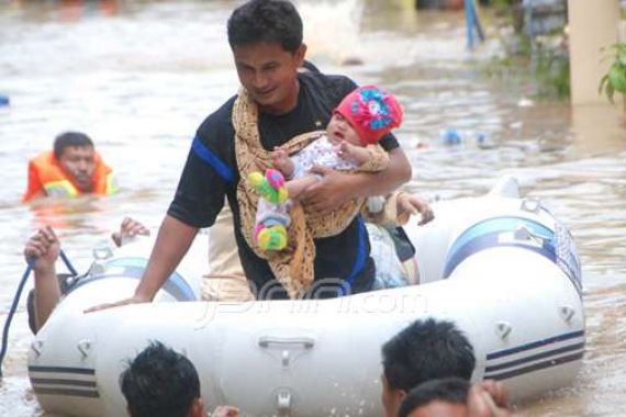 Banjir Manado, Kucurkan Dana Rp 3,1 M - JPNN.COM