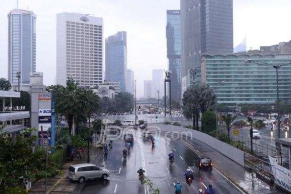 Hingga Senin Malam Jakarta Hujan Deras - JPNN.COM