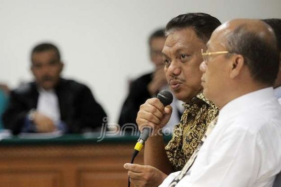 Kader PD dan Bendahara PDIP Kompak Bantah Uang Hambalang - JPNN.COM