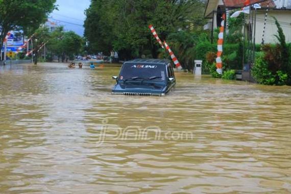 Banjir Bandang Tewaskan 19 Warga - JPNN.COM