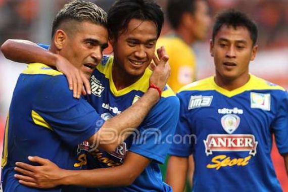 Arema Siapkan Perang Lawan Persib - JPNN.COM