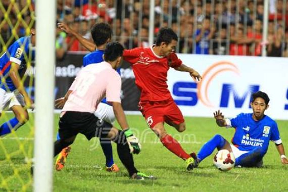 Lampu Stadion Padam, Laga Timnas U-19 vs Persiba Dihentikan - JPNN.COM