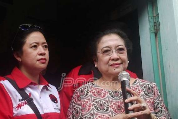 Megawati Baru Kali Pertama Masuk Rumah Kelahiran Soekarno - JPNN.COM