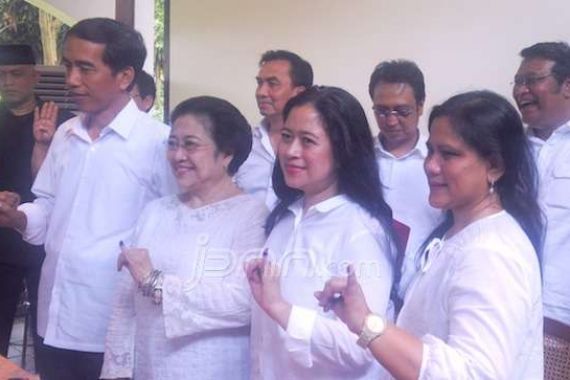 Usai Coblosan, Megawati Harapkan Bantuan - JPNN.COM