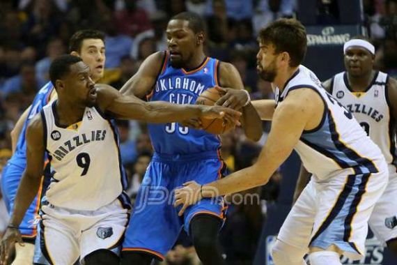 Grizzlies Sikat Thunder di Oklahoma - JPNN.COM