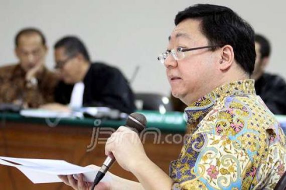 Robert Tantular Curiga BI Sengaja Buat Bank Century Kalah Kliring - JPNN.COM