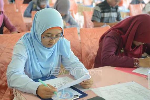 Di Palembang, 56 Siswa Berebut Beasiswa Dahlan Iskan - JPNN.COM