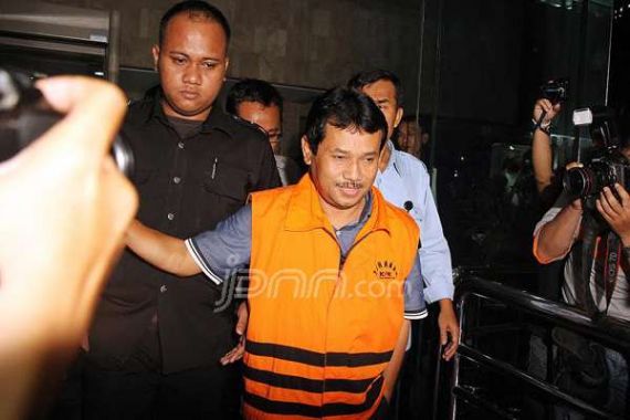 Bakrie Bantah Tersangkut Kasus Bupati Bogor - JPNN.COM