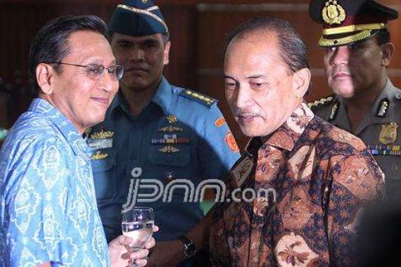 Hakim Minta Jawaban dari Hati Nurani Boediono - JPNN.COM