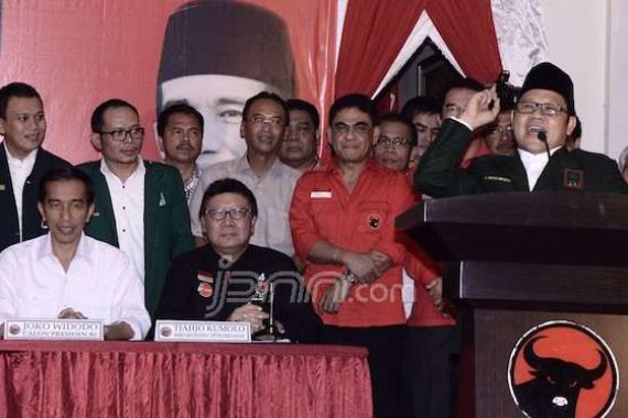 Muhaimin Sebut Jokowi Lebih Shaleh Ketimbang Sekjen PKB - JPNN.COM