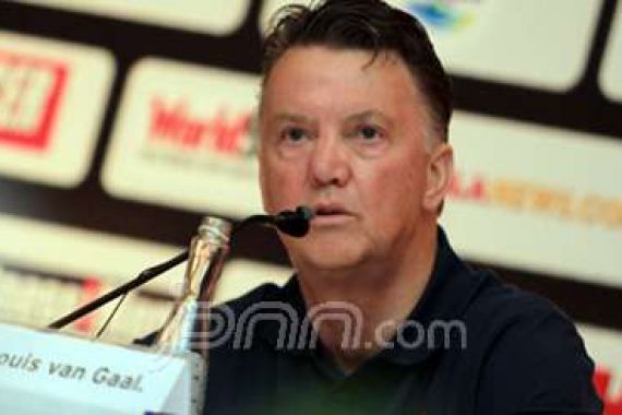 Van Gaal Resmi Latih MU - JPNN.COM