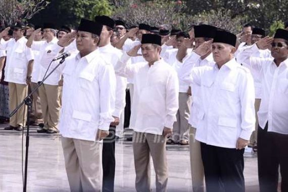 Bung Bowo-Hatta Beri Penghormatan pada Pahlawan - JPNN.COM