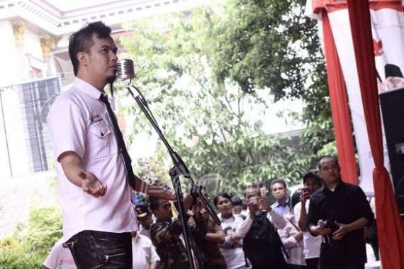 Ahmad Dhani: Pria Jantan Pasti Pilih Prabowo-Hatta - JPNN.COM