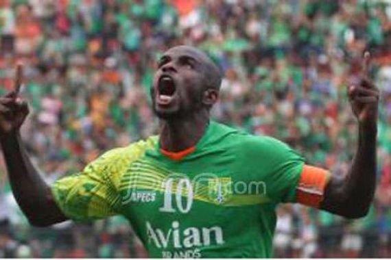 Hat-trick Greg Bawa Persebaya Benamkan Persiba - JPNN.COM