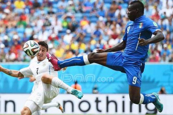 Camoranesi Anggap Balotelli Pemain Medioker - JPNN.COM