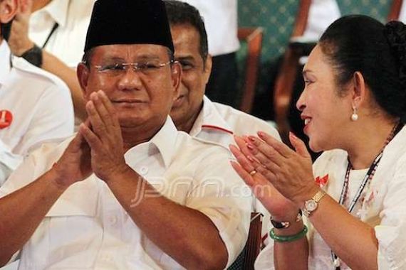 Titiek Soeharto Pastikan Keluarga Cendana Solid Dukung Prabowo-Hatta - JPNN.COM