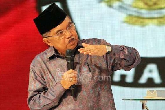 Waktu Terbatas, JK Batal Bacakan Pantun untuk Pungkasi Debat - JPNN.COM