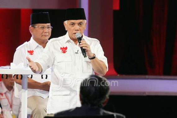 Debat soal Lingkungan, Hatta Tak Tahu Beda Kalpataru dengan Adipura - JPNN.COM