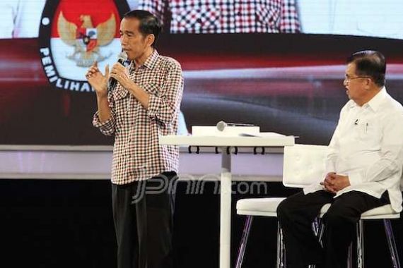 Penampilan Jokowi-JK di Debat Terakhir Bikin Surya Paloh Bangga - JPNN.COM