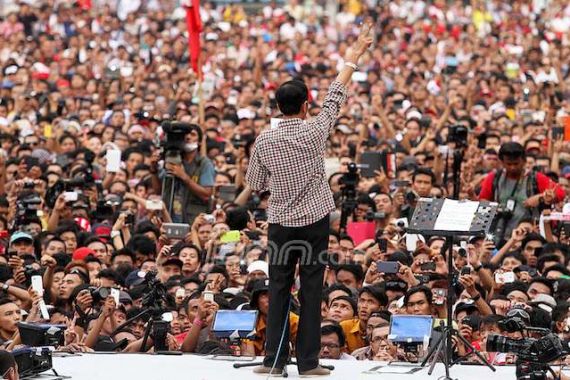 Ingatkan Pendukung Jokowi-JK Datangi TPS Tepat Waktu - JPNN.COM