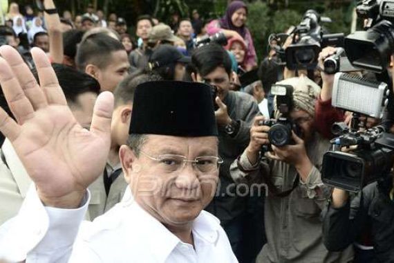 Prabowo Lebih Percaya Real Count - JPNN.COM