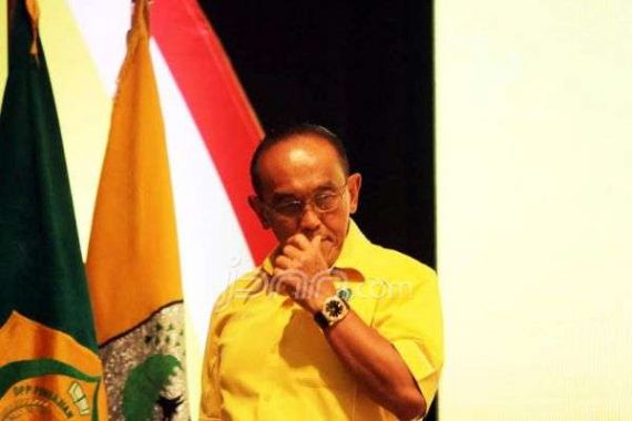 Tantowi Tegaskan Mendongkel Ketua Umum Bukan Ciri Golkar - JPNN.COM