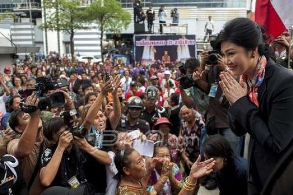 Militer Thailand Ijinkan Yingluck Hadiri Ultah Saudara di Eropa - JPNN.COM