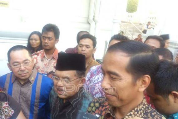 Ke Istana, Jokowi-JK Datang Kompak, Hatta Seorang Diri - JPNN.COM