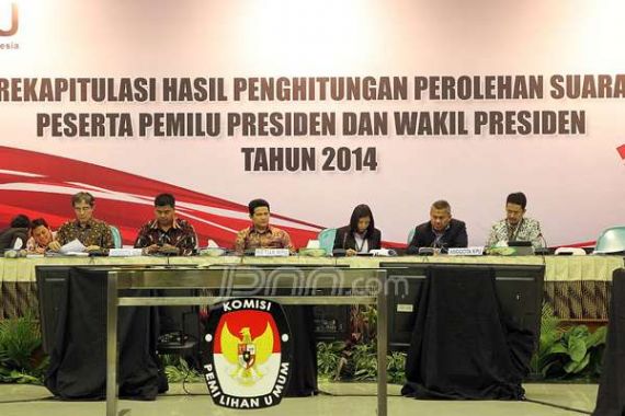 Jabar Disahkan, Prabowo Masih Tertinggal 2 Juta Suara - JPNN.COM