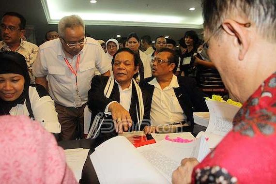Akbar Pastikan Prabowo-Hatta Hadiri Persidangan di MK - JPNN.COM