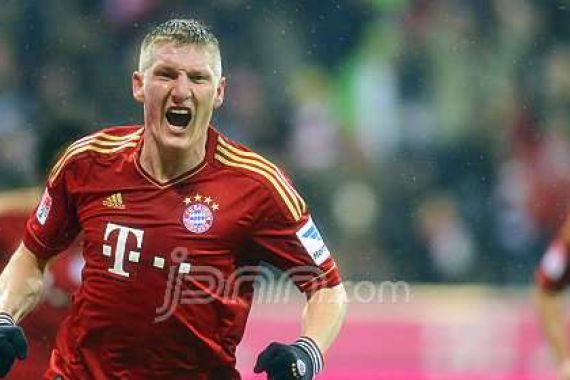 Lecehkan Dortmund, Schweinsteiger Minta Maaf - JPNN.COM